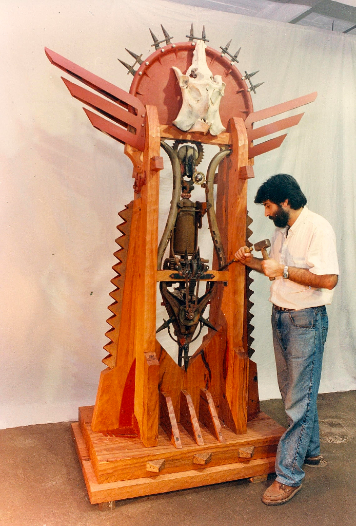 PUERTA DE LOS CIELOS, 1998. Trabajando en el Taller de San Pedro.